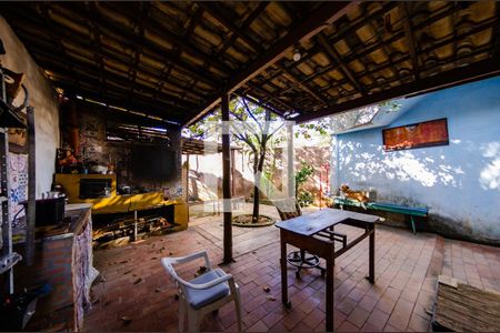 Casa à venda com 386m², 4 quartos e 3 vagasÁrea