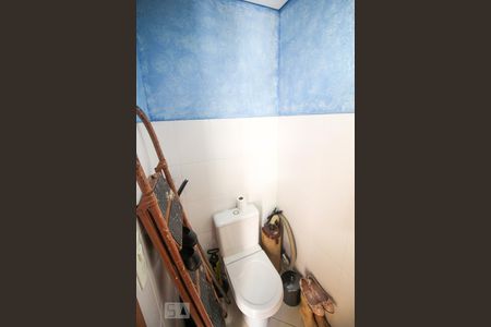 Casa à venda com 240m², 3 quartos e 3 vagasLavabo