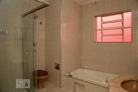Banheiro da Suíte de casa à venda com 3 quartos, 140m² em Jardim Três Marias, Taboão da Serra