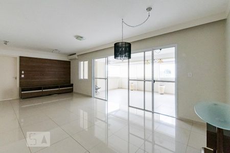 Sala de apartamento à venda com 3 quartos, 128m² em Vila Brandina, Campinas