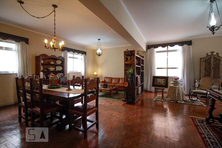 Apartamento à venda com 190m², 3 quartos e 1 vaga Apartamento à venda com 190m², 3 quartos e 1 vagaSala