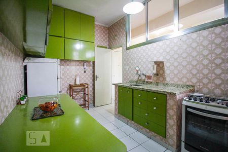 Apartamento à venda com 190m², 3 quartos e 1 vaga Apartamento à venda com 190m², 3 quartos e 1 vagaCozinha