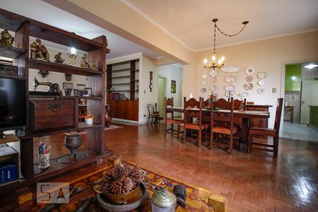 Apartamento à venda com 190m², 3 quartos e 1 vaga Apartamento à venda com 190m², 3 quartos e 1 vagaSala