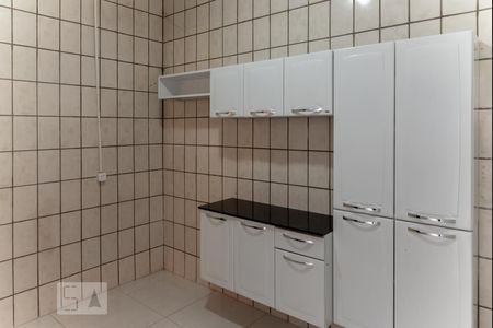 Casa à venda com 220m², 4 quartos e 4 vagas Casa à venda com 220m², 4 quartos e 4 vagasCasa 2 - Cozinha