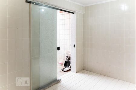 Casa à venda com 220m², 4 quartos e 4 vagas Casa à venda com 220m², 4 quartos e 4 vagasCasa 2 - Sala