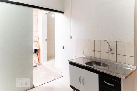 Casa à venda com 220m², 4 quartos e 4 vagas Casa à venda com 220m², 4 quartos e 4 vagasCasa 2 - Cozinha