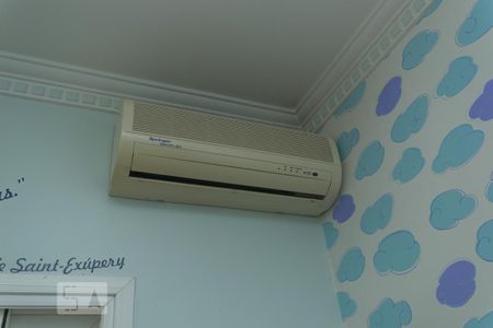 Detalhe do quarto 1 suíte de casa à venda com 3 quartos, 250m² em Mirandópolis, São Paulo