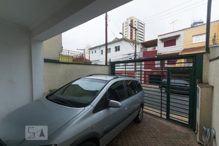 Garagem de casa à venda com 3 quartos, 250m² em Mirandópolis, São Paulo