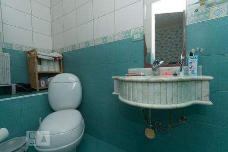 Banheiro do quarto 1 suíte de casa à venda com 3 quartos, 250m² em Mirandópolis, São Paulo