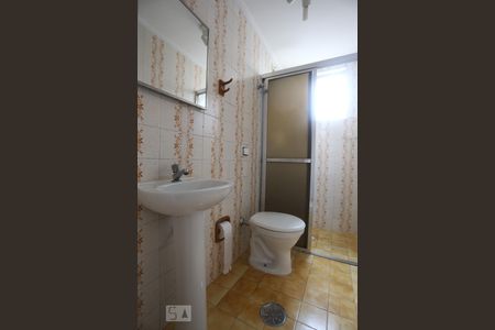 Banheiro de apartamento para alugar com 2 quartos, 62m² em Jardim Pinheiros, São Paulo