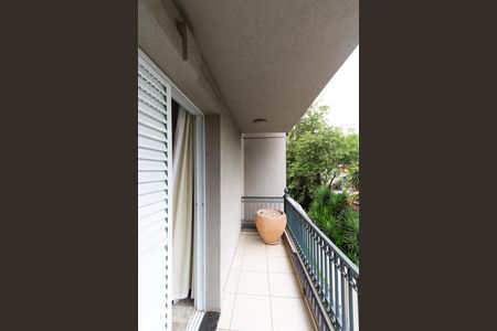 Apartamento à venda com 197m², 2 quartos e 2 vagasVaranda da suíte 1