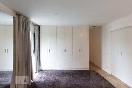 Suíte 1 de apartamento à venda com 2 quartos, 197m² em Real Parque, São Paulo