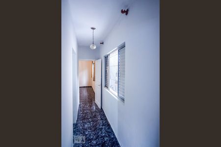 Casa para alugar com 70m², 2 quartos e 2 vagas Casa para alugar com 70m², 2 quartos e 2 vagasCorredor