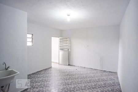 Casa para alugar com 70m², 2 quartos e 2 vagas Casa para alugar com 70m², 2 quartos e 2 vagasÁrea de Serviço