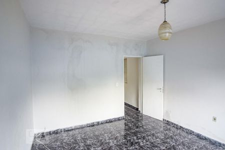 Casa para alugar com 70m², 2 quartos e 2 vagas Casa para alugar com 70m², 2 quartos e 2 vagasQuarto 3