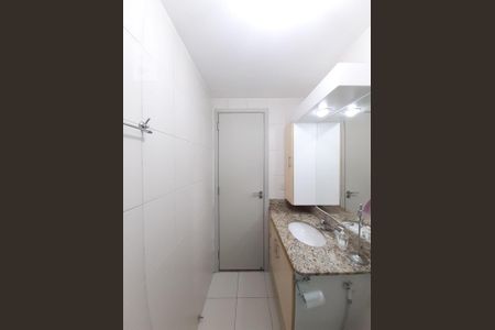 Apartamento à venda com 105m², 4 quartos e 2 vagas Apartamento à venda com 105m², 4 quartos e 2 vagasBanheiro Social