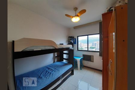 Apartamento à venda com 105m², 4 quartos e 2 vagas Apartamento à venda com 105m², 4 quartos e 2 vagasQuarto 2