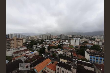 Apartamento à venda com 105m², 4 quartos e 2 vagas Apartamento à venda com 105m², 4 quartos e 2 vagasVista do quarto
