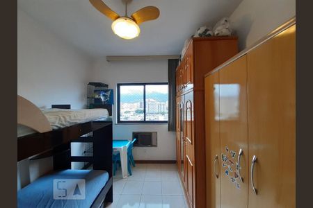 Apartamento à venda com 105m², 4 quartos e 2 vagas Apartamento à venda com 105m², 4 quartos e 2 vagasQuarto 2