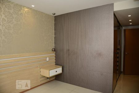 Apartamento à venda com 100m², 2 quartos e 2 vagasQuarto 2