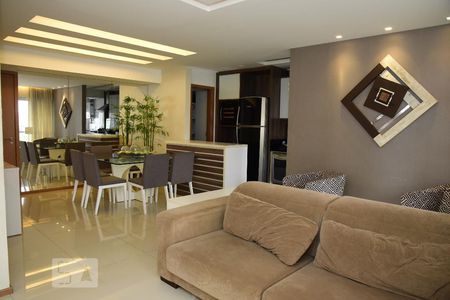 Sala de apartamento à venda com 2 quartos, 100m² em Barra da Tijuca, Rio de Janeiro