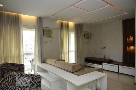 Sala de apartamento à venda com 2 quartos, 100m² em Barra da Tijuca, Rio de Janeiro