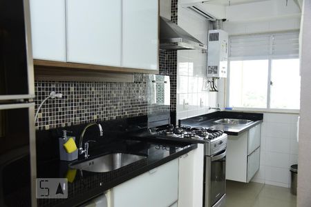 Apartamento à venda com 100m², 2 quartos e 2 vagasCozinha