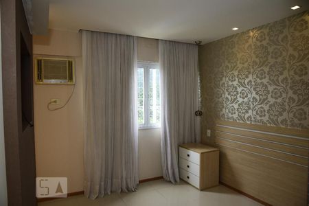 Apartamento à venda com 100m², 2 quartos e 2 vagasQuarto 2