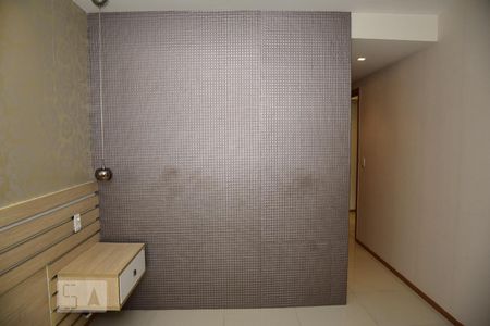 Apartamento à venda com 100m², 2 quartos e 2 vagasQuarto 2