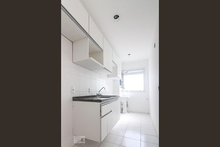 Cozinha de apartamento para alugar com 3 quartos, 70m² em Azenha, Porto Alegre