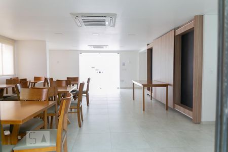 Apartamento para alugar com 112m², 3 quartos e 2 vagasÁrea comum - Salão de festas