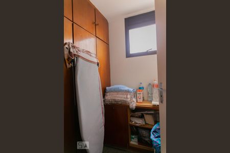 Apartamento para alugar com 112m², 3 quartos e 2 vagasQuarto de Serviço