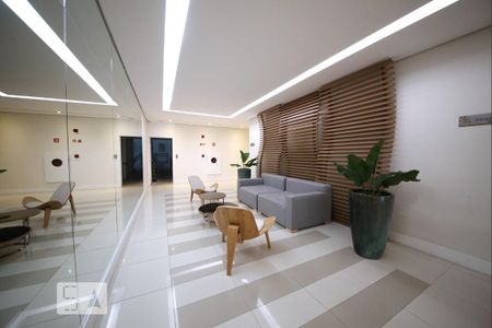 Studio para alugar com 38m², 1 quarto e 1 vaga Studio para alugar com 38m², 1 quarto e 1 vagaHall