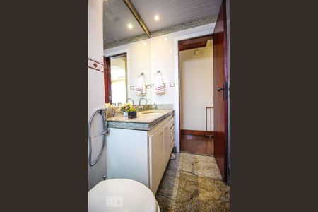 Apartamento à venda com 87m², 3 quartos e 1 vagaBanheiro Social