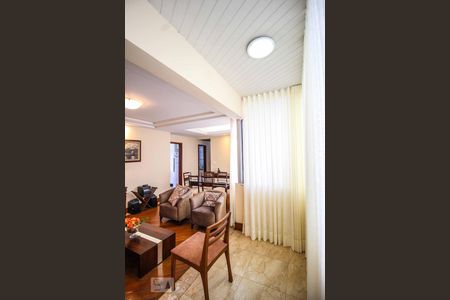 Apartamento à venda com 87m², 3 quartos e 1 vagaSala