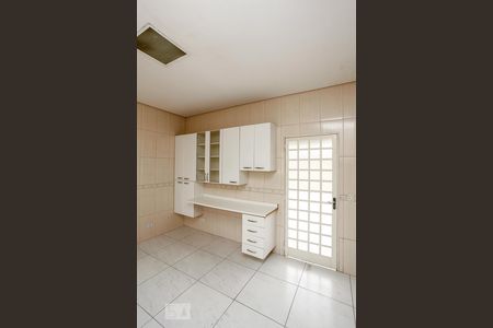 Casa à venda com 300m², 3 quartos e 3 vagasCozinha