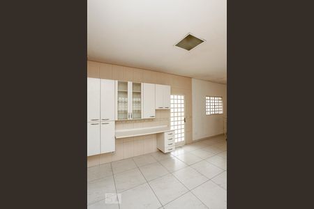 Casa à venda com 300m², 3 quartos e 3 vagasCozinha