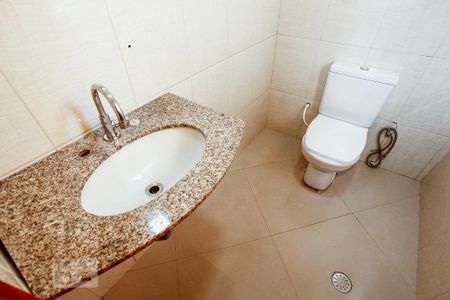 Banheiro 1 de casa para alugar com 3 quartos, 300m² em Macedo, Guarulhos