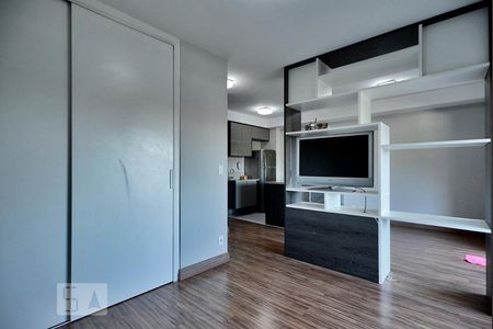 Quarto de apartamento à venda com 1 quarto, 48m² em Parque Industrial Tomas Edson, São Paulo