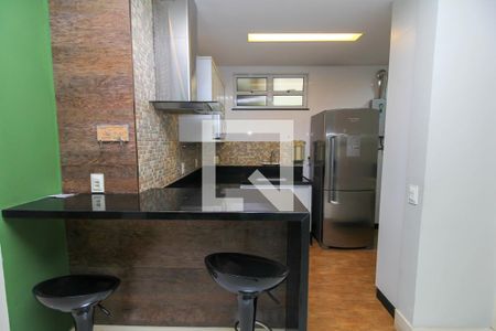 Apartamento para alugar com 72m², 2 quartos e 1 vaga Apartamento para alugar com 72m², 2 quartos e 1 vagaCozinha - Armários