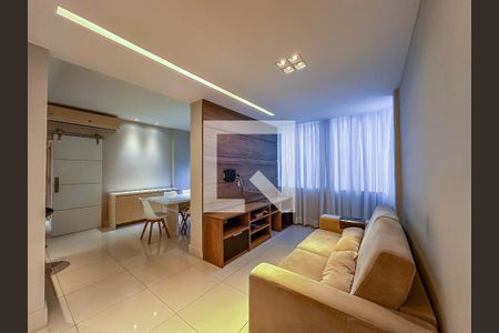 Sala de apartamento para alugar com 2 quartos, 72m² em Laranjeiras, Rio de Janeiro