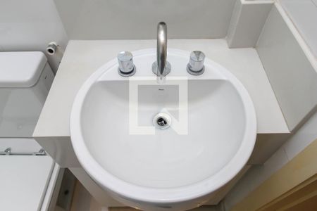 Apartamento para alugar com 72m², 2 quartos e 1 vaga Apartamento para alugar com 72m², 2 quartos e 1 vagaBanheiro Social