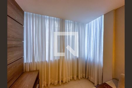 Sala de apartamento para alugar com 2 quartos, 72m² em Laranjeiras, Rio de Janeiro