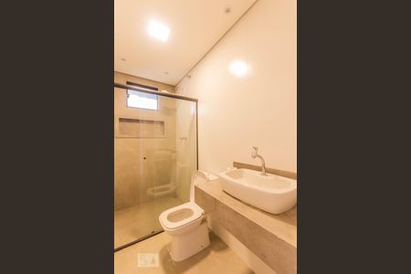 Banheiro Suíte de casa para alugar com 3 quartos, 130m² em Planalto, Belo Horizonte