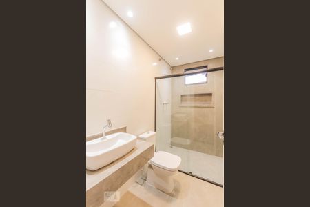 Banheiro Social de casa para alugar com 3 quartos, 130m² em Planalto, Belo Horizonte