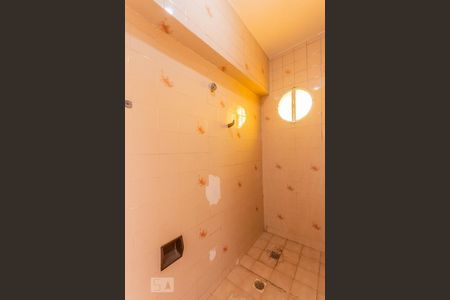 Quarto 2 - Closet de casa para alugar com 3 quartos, 130m² em Planalto, Belo Horizonte