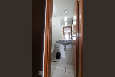 Banheiro Suite 1 de apartamento para alugar com 2 quartos, 65m² em Setor Sudoeste, Goiânia