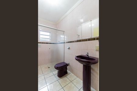 Banheiro de casa à venda com 2 quartos, 60m² em Jardim das Camélias, São Paulo