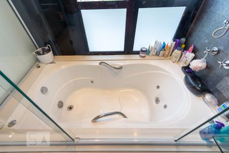 Apartamento para alugar com 70m², 2 quartos e 1 vaga Apartamento para alugar com 70m², 2 quartos e 1 vagaBanheiro