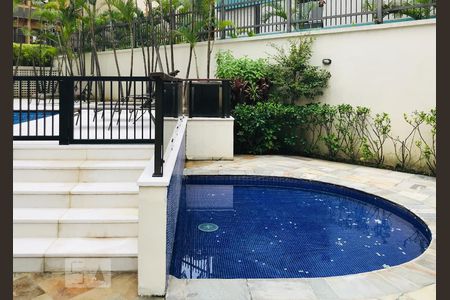 Apartamento à venda com 218m², 4 quartos e 3 vagasPiscina 